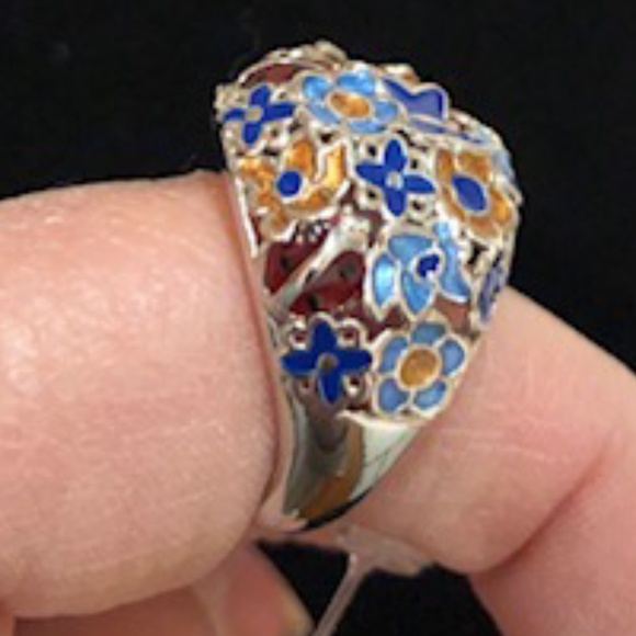 *HOST PICK* Vibrant Sterling Silver Dome Ring *NEW* - Picture 2 of 4